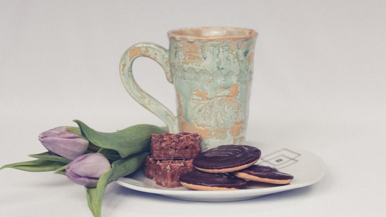 tea and biscuits